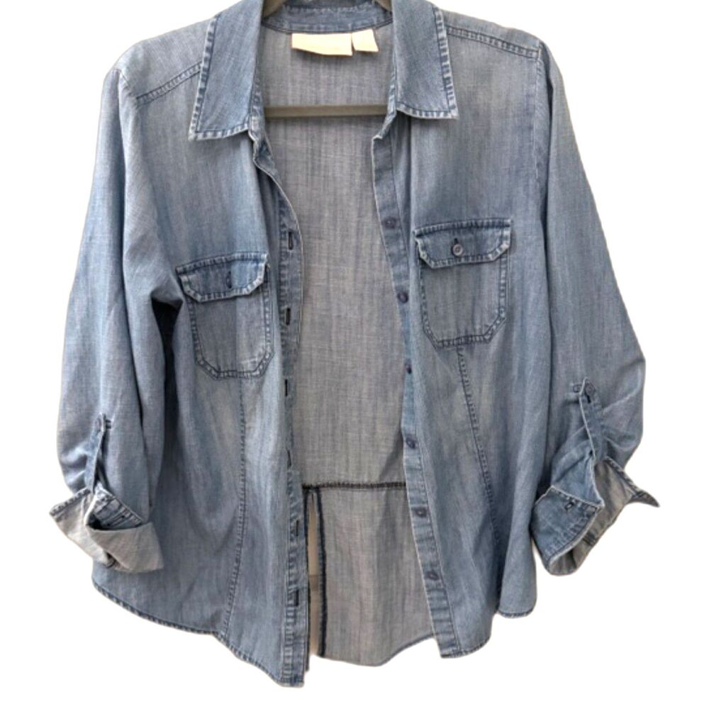 Chico’s Chambray Button Up Shirt Size 1 Medium Blue Denim Lightweight Top
